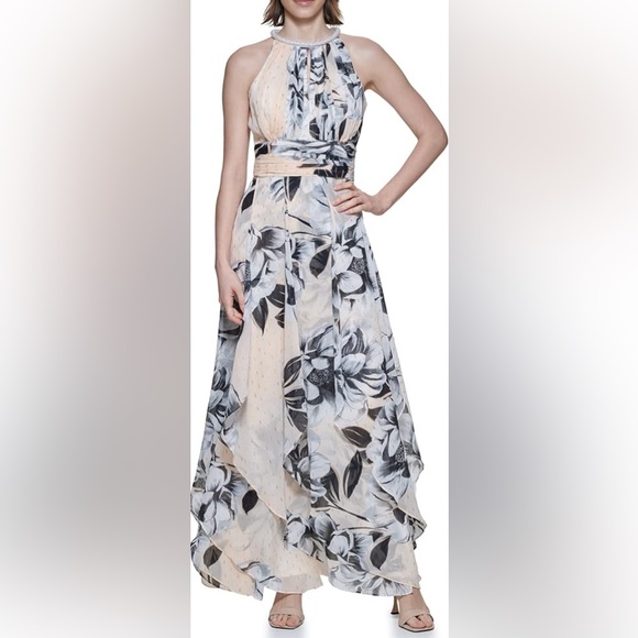 Never worn Calvin Klein size 4 opening on the chest area - Picture 1 of 3